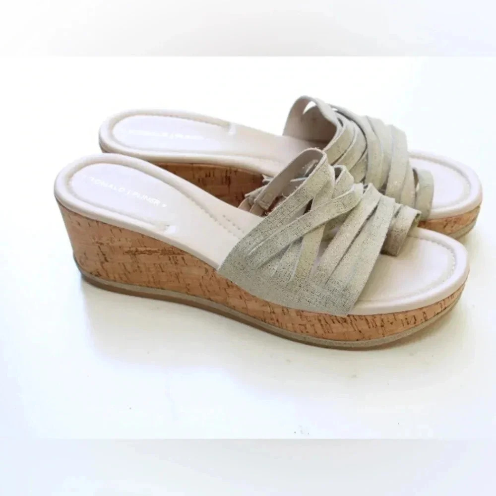 Donald J Pliner Sheena wedges
